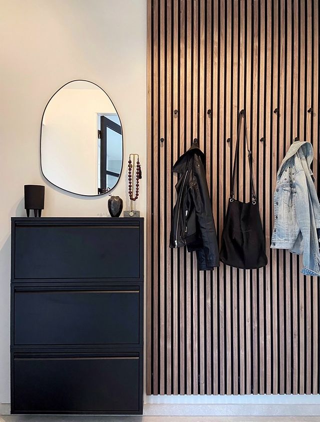 akupanel-walnut-hallway-coat-rack