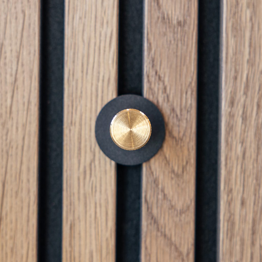 Obraz 3 z 4 w galerii CREATE | Wieszak na ubrania pojedynczy