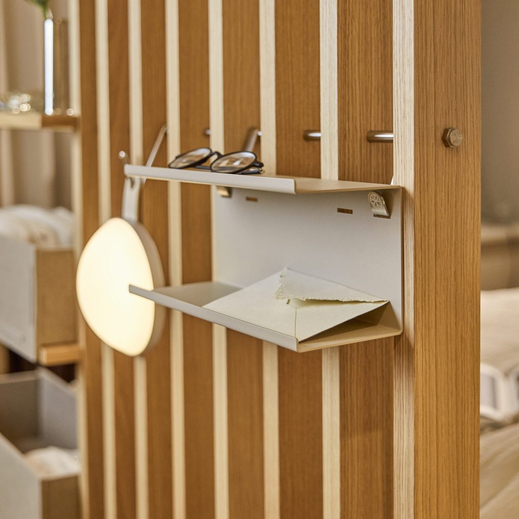 Obraz 1 z 7 w galerii EMBRACE | Nell Double Metal Shelf